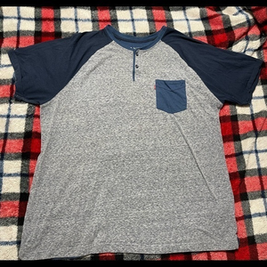 Mens Levi's‎ Raglan T Shirt Gray Blue Pocket Henley Button Short Sleeve Size XL